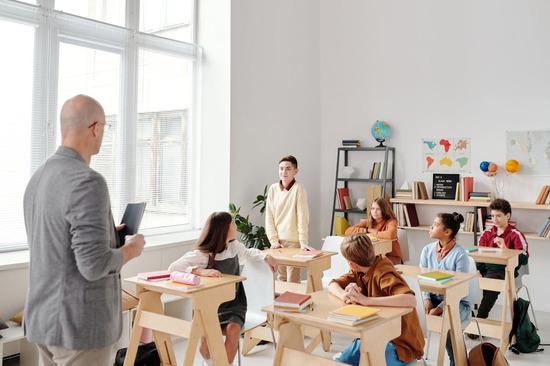 Managing Work Relationships: How to Be a Christian Professional