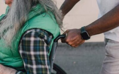 Njia za Kusaidia Wahitaji