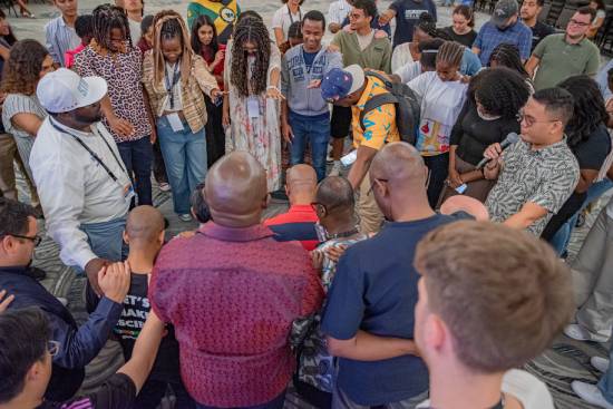 Je, Maombi Yanaweza Kusaidia Kupunguza Wasiwasi